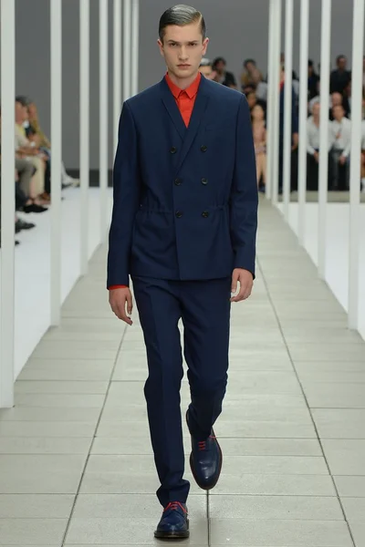 Look 41